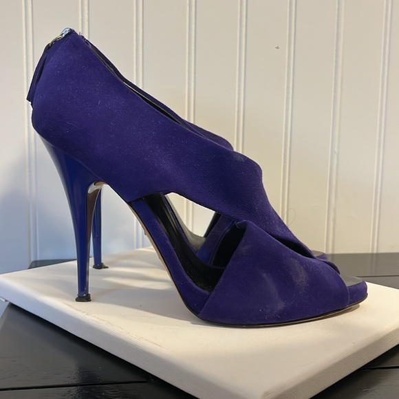 Barney’s Co Op Purple/Indigo Suede Sandals, Sz 39 - Picture 1 of 8